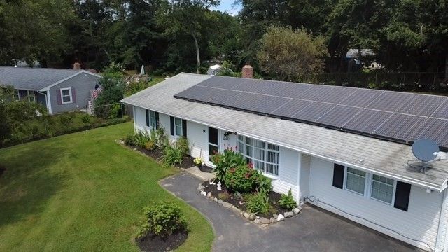 52 Smoke Rise Cir, Swansea, MA 02777