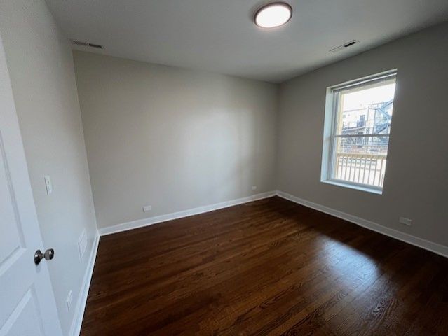 3726 N Racine Avenue 3, Chicago, IL 60613