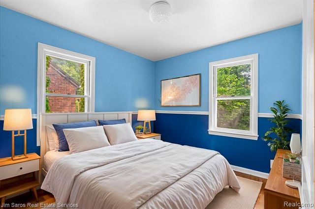 23240 Forest Street, Oak Park, MI 48237
