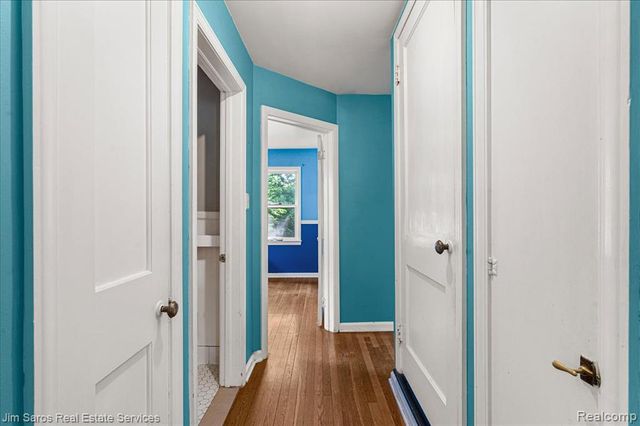 23240 Forest Street, Oak Park, MI 48237