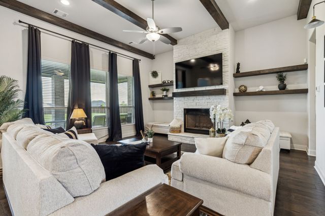 671 Cimarron Meadows Drive, Waxahachie, TX 75167
