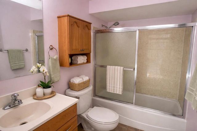 5802 Sauk Lane, Mcfarland, WI 53558