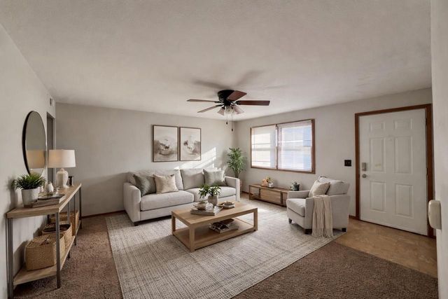 5802 Sauk Lane, Mcfarland, WI 53558