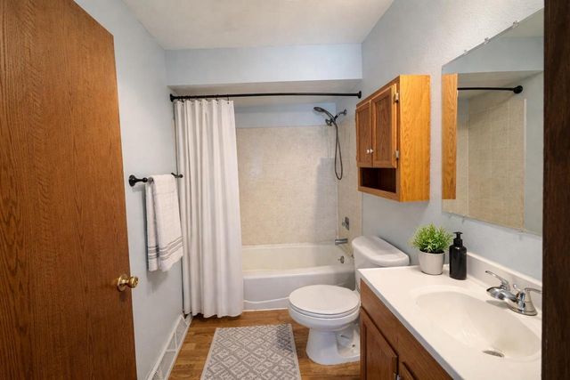 5802 Sauk Lane, Mcfarland, WI 53558