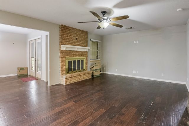 101 Vanderbilt Lane, Waxahachie, TX 75165