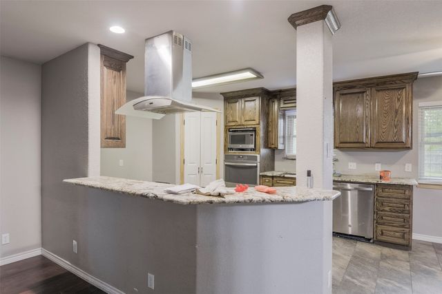 101 Vanderbilt Lane, Waxahachie, TX 75165