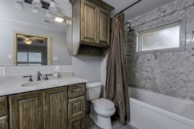 101 Vanderbilt Lane, Waxahachie, TX 75165