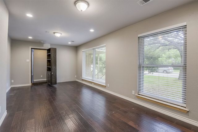 101 Vanderbilt Lane, Waxahachie, TX 75165