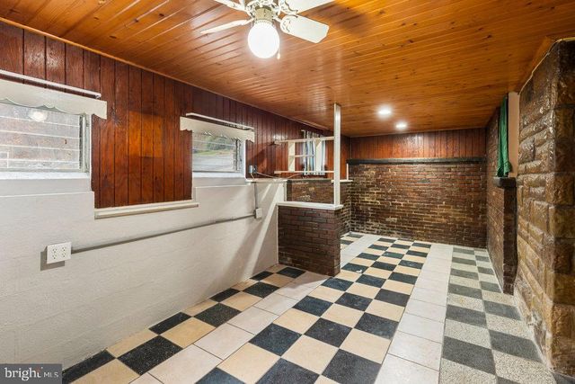 367 BRIDGE VALLEY RD, Pequea, PA 17565