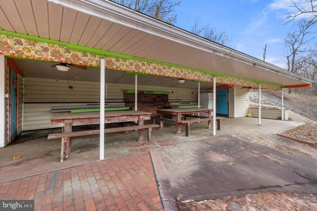 367 BRIDGE VALLEY RD, Pequea, PA 17565