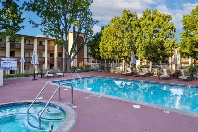 2501 Temple 309, Signal Hill, CA 90755