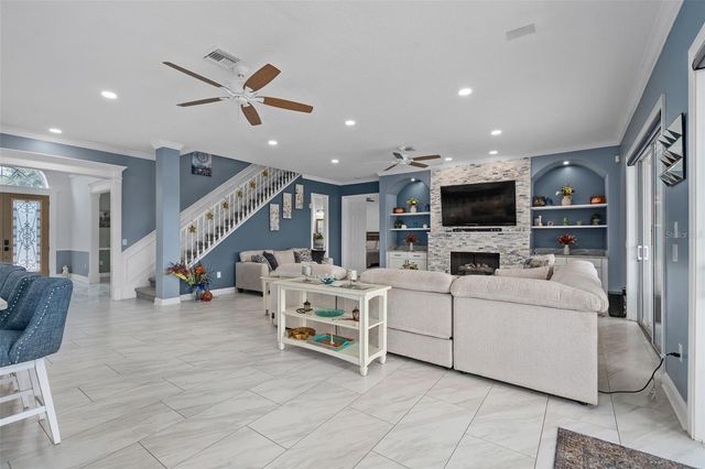 9057 BALMORAL MEWS SQUARE, Windermere, FL 34786