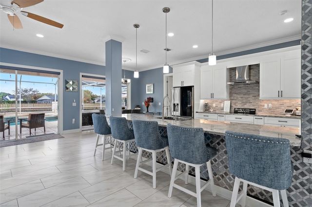 9057 BALMORAL MEWS SQUARE, Windermere, FL 34786