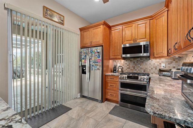 9057 BALMORAL MEWS SQUARE, Windermere, FL 34786