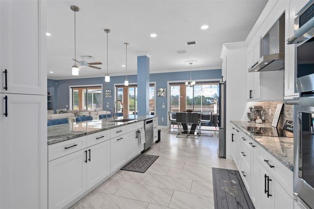 9057 BALMORAL MEWS SQUARE, Windermere, FL 34786