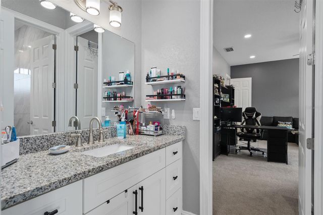 9057 BALMORAL MEWS SQUARE, Windermere, FL 34786