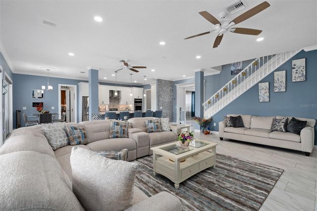 9057 BALMORAL MEWS SQUARE, Windermere, FL 34786