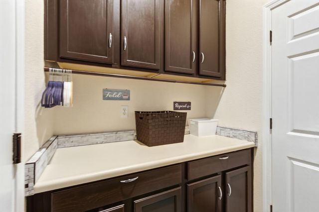 3742 Abaco Rd, West Sacramento, CA 95691
