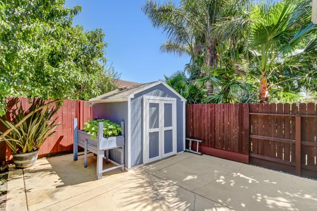 3742 Abaco Rd, West Sacramento, CA 95691