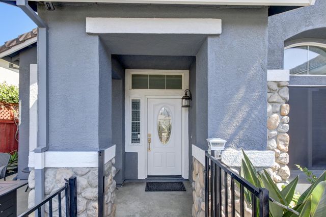 3742 Abaco Rd, West Sacramento, CA 95691
