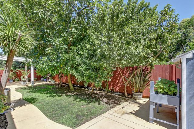 3742 Abaco Rd, West Sacramento, CA 95691