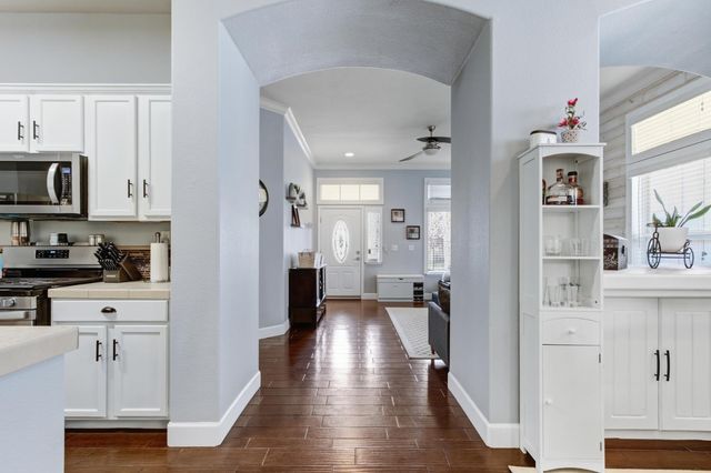 3742 Abaco Rd, West Sacramento, CA 95691
