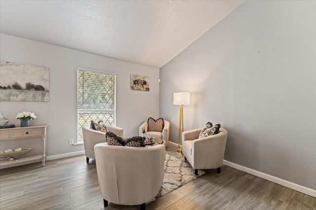 12118 Quail Hollow Lane, Pinehurst, TX 77362