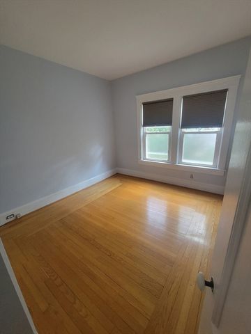 21 Dennis St 1, Attleboro, MA 02703