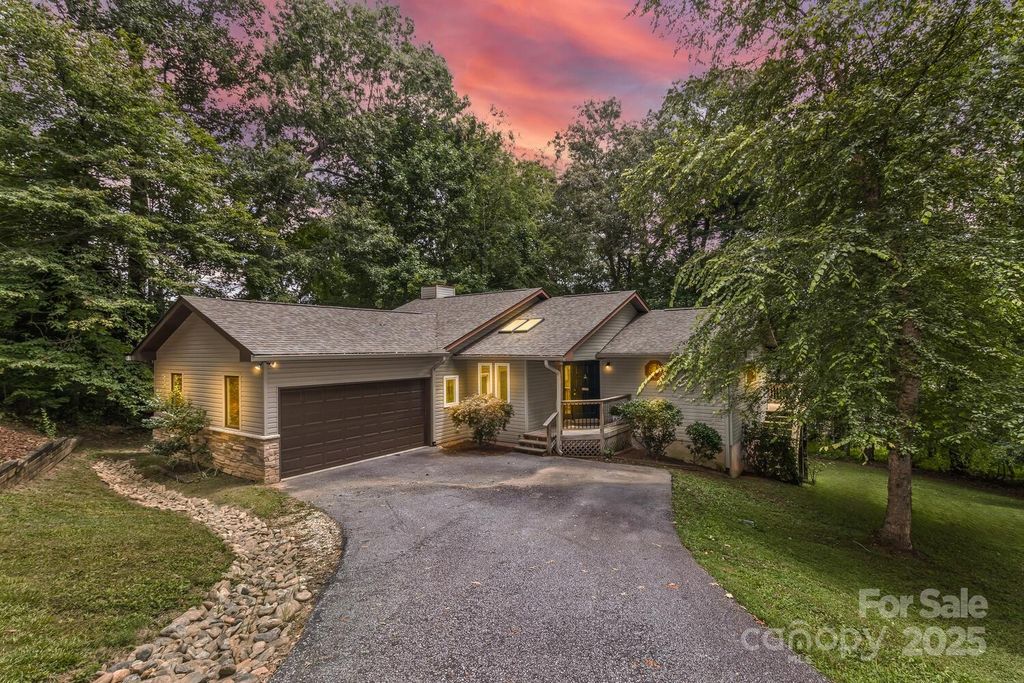 200 Waterford Drive, Mills River, NC 28759
