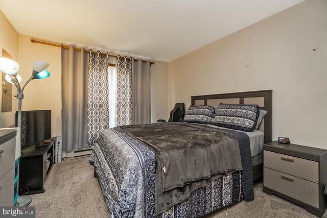 276 SPICEBUSH DR, East Stroudsburg, PA 18301