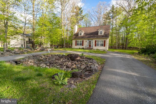 276 SPICEBUSH DR, East Stroudsburg, PA 18301
