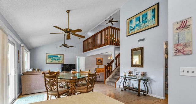 111 Maplecrest Circle, Jupiter, FL 33458