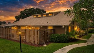 111 Maplecrest Circle, Jupiter, FL 33458