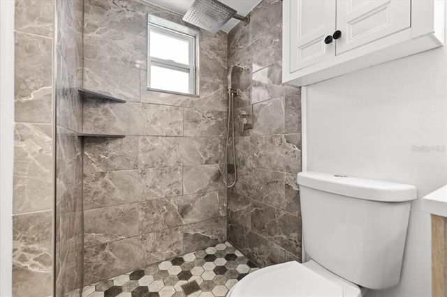 708 53RD AVENUE N, St Petersburg, FL 33703