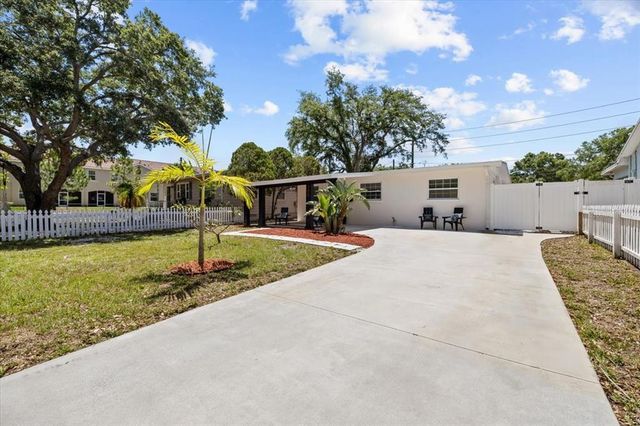 708 53RD AVENUE N, St Petersburg, FL 33703
