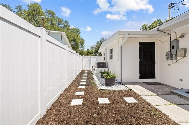 708 53RD AVENUE N, St Petersburg, FL 33703