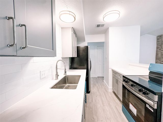 12524 Pebblestone Street, Houston, TX 77072