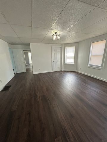 18 Adams St 1, Taunton, MA 02780