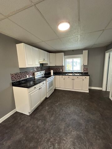 18 Adams St 1, Taunton, MA 02780