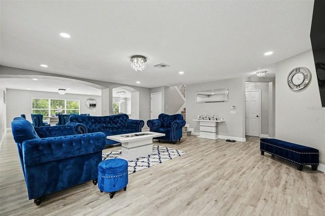 6222 CHERRY BLOSSOM TRAIL, Gibsonton, FL 33534