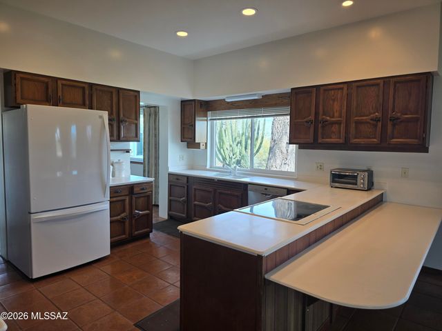 2626 N Grannen Road, Tucson, AZ 85745