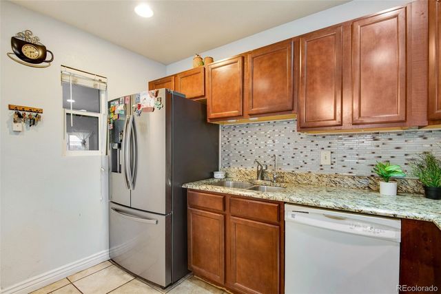 850 Peoria Street, Aurora, CO 80011