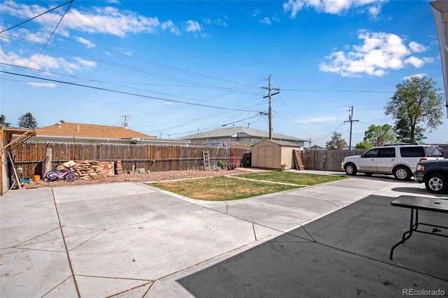 850 Peoria Street, Aurora, CO 80011