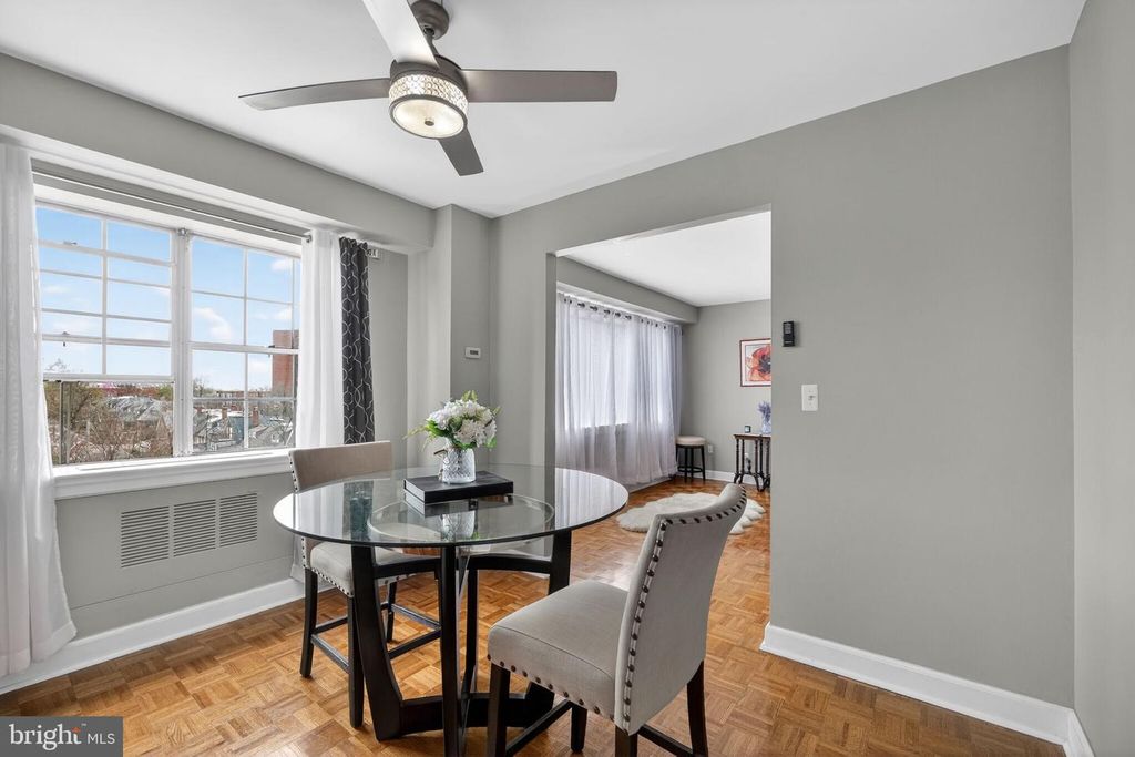 Image 18 of property listing at 3601 GREENWAY #507, Baltimore, MD 21218