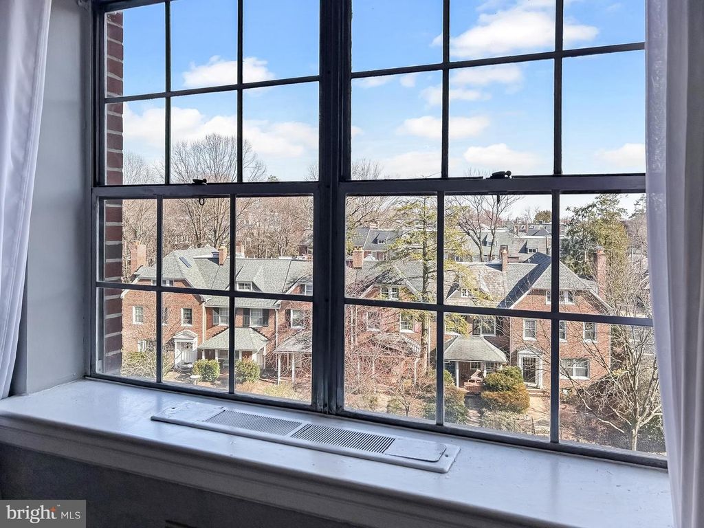 Image 19 of property listing at 3601 GREENWAY #507, Baltimore, MD 21218