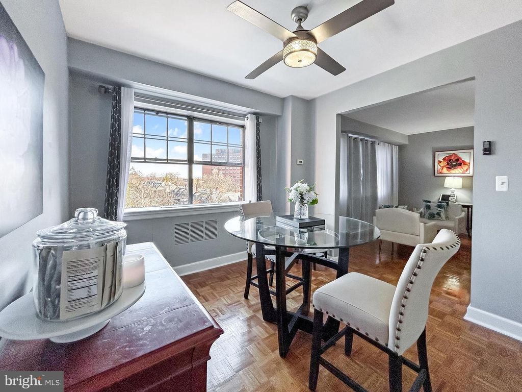 Image 21 of property listing at 3601 GREENWAY #507, Baltimore, MD 21218