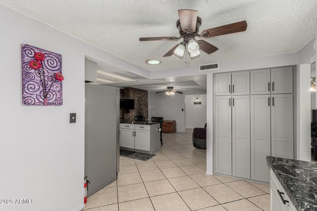 3836 W ROYAL PALM Road, Phoenix, AZ 85051