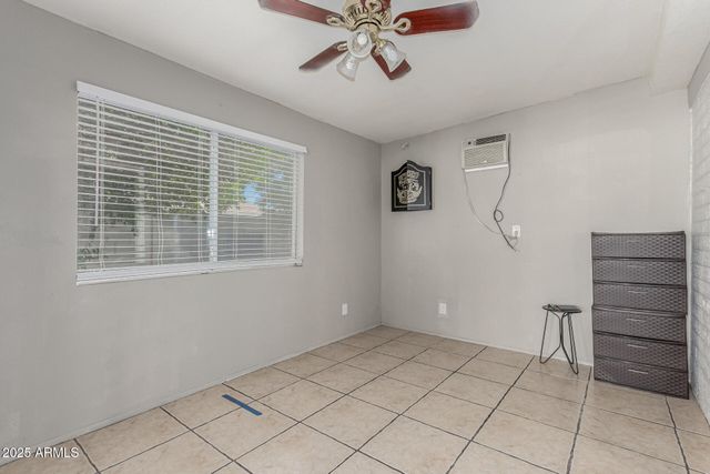 3836 W ROYAL PALM Road, Phoenix, AZ 85051