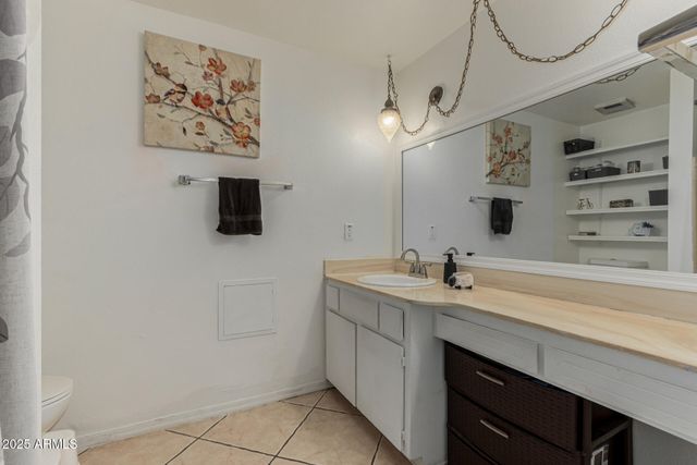 3836 W ROYAL PALM Road, Phoenix, AZ 85051