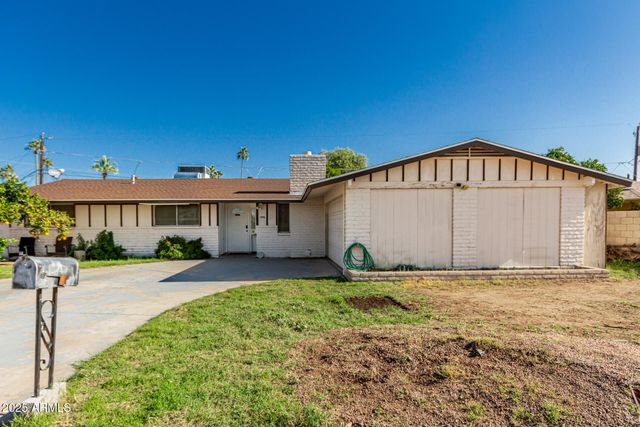 3836 W ROYAL PALM Road, Phoenix, AZ 85051